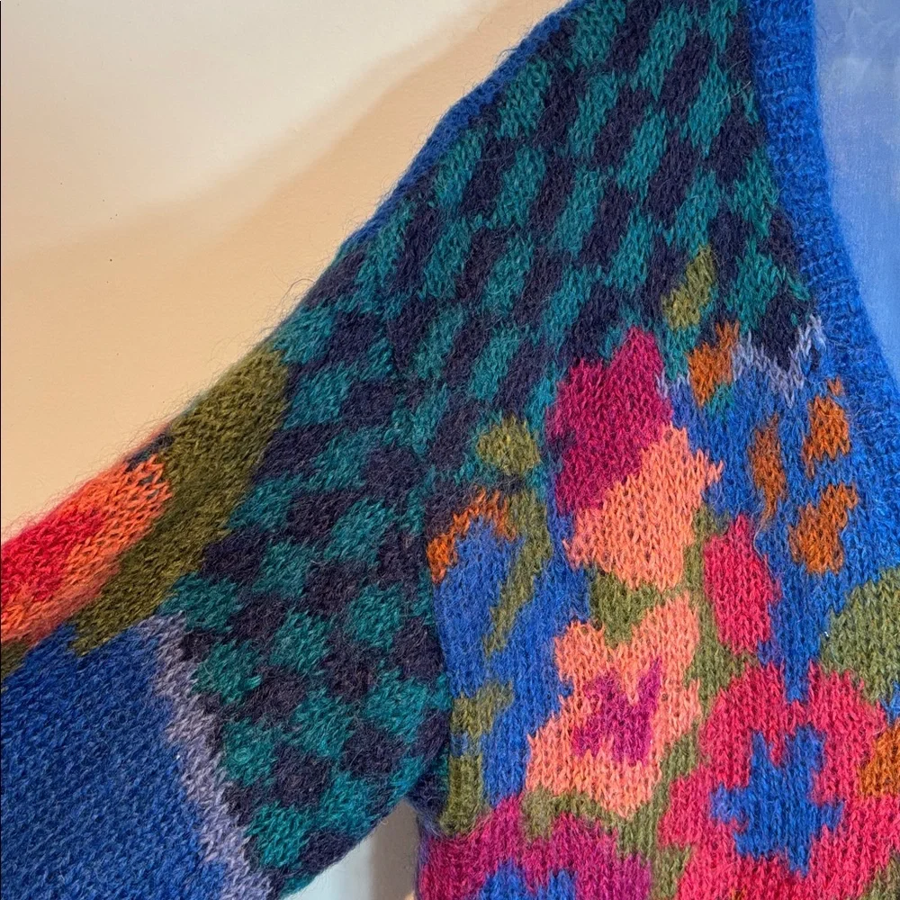 Vintage Colorful Patterned mohair Women's cardigan Sweater size medium - Picture 11 of 12